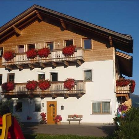 Steinerhof Apartment Dobbiaco Ruang foto